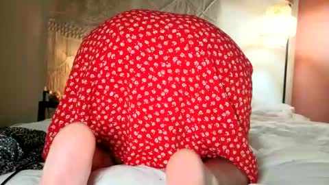 yoursensualparadise online show from 05-05-26, 04:15