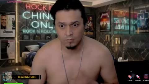 Snapshot of chinoroz12 chatting on 07-27-26, 01:07 Enrique online show from 07-27-26, 01:07
