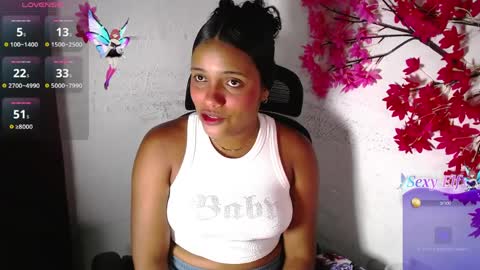 Snapshot of chleo_rosse chatting on 04-05-26, 10:40 chleo_rosse online show from 04-05-26, 10:40