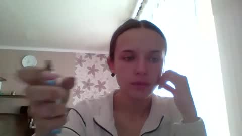 Snapshot of chloe45673 chatting on 05-25-26, 07:36 chloe45673 online show from 05-25-26, 07:36