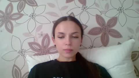 Snapshot of chloe45673 chatting on 06-01-26, 09:33 chloe45673 online show from 06-01-26, 09:33