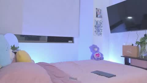 Snapshot of chloe__daviss chatting on 02-26-26, 07:18 CHLOE online show from 02-26-26, 07:18