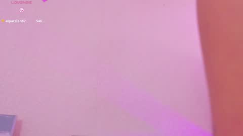 Snapshot of chloe__evans_ chatting on 01-12-25, 02:41 Chloe online show from 01-12-25, 02:41