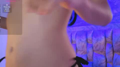 chloe_bluee_ online show from 05-02-26, 11:15
