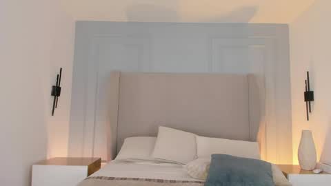 Snapshot of chloe_dee_ chatting on 04-20-26, 12:30 Chloe online show from 04-20-26, 12:30