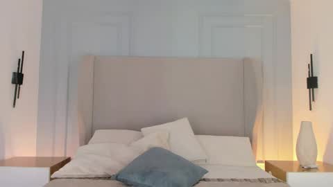 Snapshot of chloe_dee_ chatting on 04-29-26, 10:05 Chloe online show from 04-29-26, 10:05