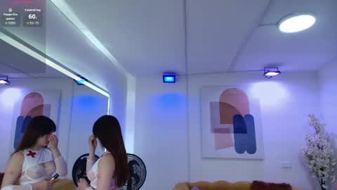 Chloe online show from 05-22-26, 12:33