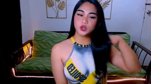 Snapshot of chloe_elsher chatting on 05-03-26, 12:00 Ts Chloeeeeee online show from 05-03-26, 12:00