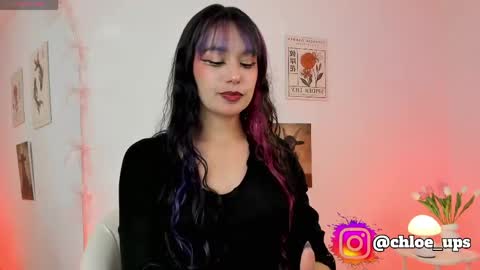 Snapshot of chloe_evans12 chatting on 04-17-26, 06:27 Chloe online show from 04-17-26, 06:27
