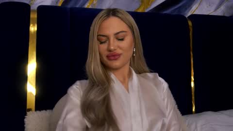 Chloe GraceeX online show from 01-13-26, 09:31