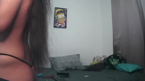 Snapshot of chloe_hotx chatting on 02-04-25, 04:05 Chloe and Danna online show from 02-04-25, 04:05
