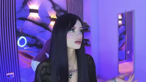 chloe_jacksonn online show from 06-10-26, 07:57