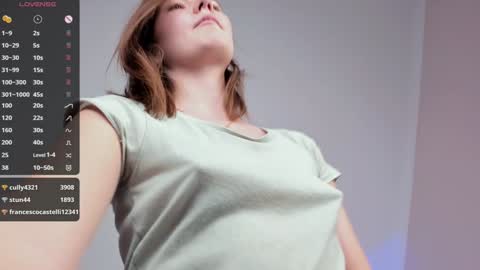 Chloe online show from 01-31-25, 09:27