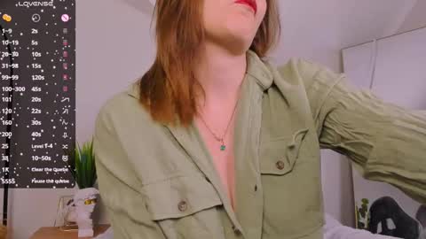 Chloe online show from 03-02-25, 05:33