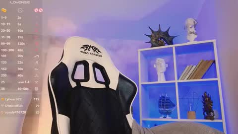 Chloe online show from 03-06-25, 12:32