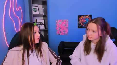 Snapshot of chloe_ley chatting on 03-02-26, 12:45 chloe_ley online show from 03-02-26, 12:45