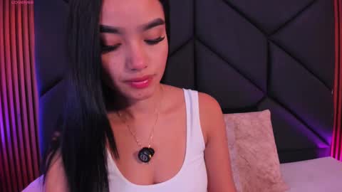 chloe online show from 09-23-25, 11:24