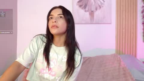 chloe_peach_ online show from 04-30-26, 12:55