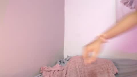chloe_peach_ online show from 05-01-26, 12:10