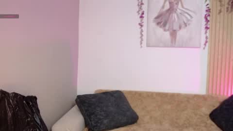 chloe_peach_ online show from 05-12-26, 12:02