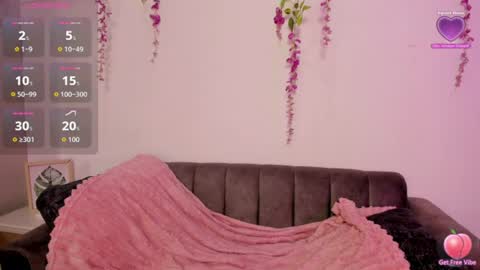 chloe_peach_ online show from 06-17-26, 12:29