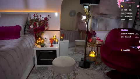 Snapshot of chloe_ri chatting on 10-04-25, 05:16 . ALL my LINKS online show from 10-04-25, 05:16