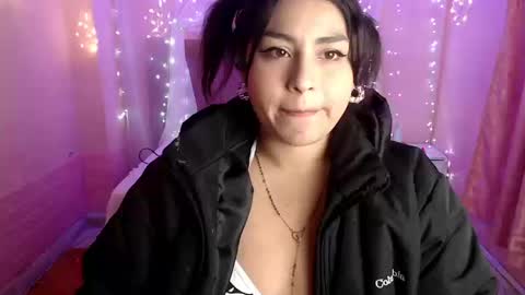 chloe_smith5 online show from 09-12-25, 04:18