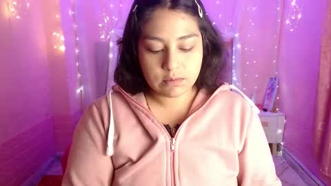 chloe_smith5 online show from 09-15-25, 01:11
