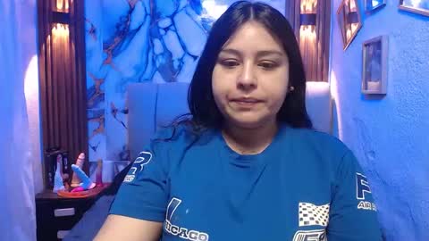 Snapshot of chloe_smith5 chatting on 02-10-26, 01:15 chloe_smith5 online show from 02-10-26, 01:15
