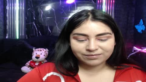 Snapshot of chloe_smith5 chatting on 04-07-26, 01:33 chloe_smith5 online show from 04-07-26, 01:33