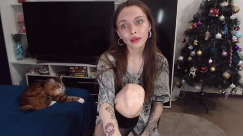 Snapshot of chloe_sunny chatting on 12-24-24, 08:38 Chloe online show from 12-24-24, 08:38