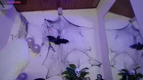 chloe_tgn online show from 11-03-25, 08:10