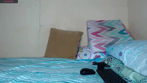 Chloe  online show from 01-16-25, 09:40