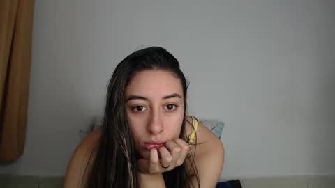 Chloe  online show from 09-18-25, 05:26