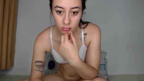 Chloe  online show from 09-23-25, 10:35