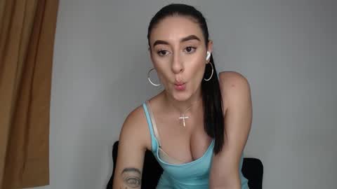 Chloe  online show from 09-29-25, 12:16