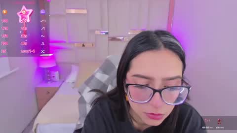 Chloe online show from 03-07-25, 01:29