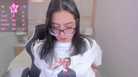 Chloe online show from 03-12-25, 02:45