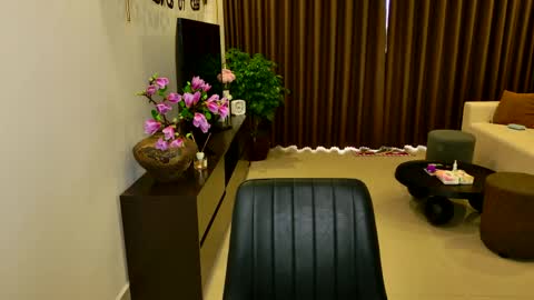 Eva and Sandra online show from 04-14-26, 02:17