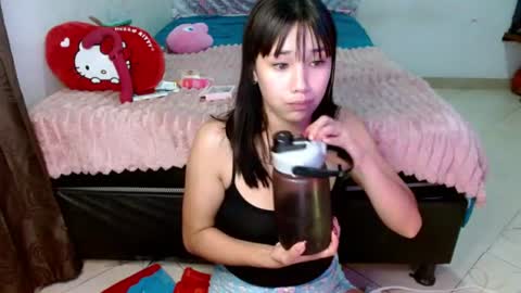 Snapshot of chloe_xsex chatting on 07-17-26, 06:53 chloe_xsex online show from 07-17-26, 06:53