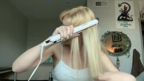Chloe  online show from 06-19-26, 12:48