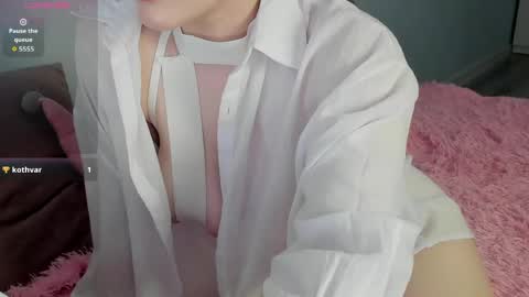 Snapshot of chloeblisss chatting on 04-18-26, 03:54 My name is Chloe Like my broadcast pls online show from 04-18-26, 03:54