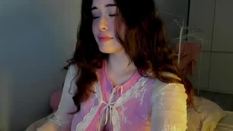 Snapshot of chloeblisss chatting on 05-07-26, 04:29 My name is Chloe Like my broadcast pls online show from 05-07-26, 04:29