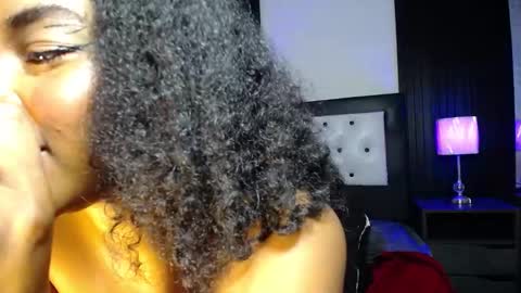 chloee_hs online show from 03-04-25, 06:15