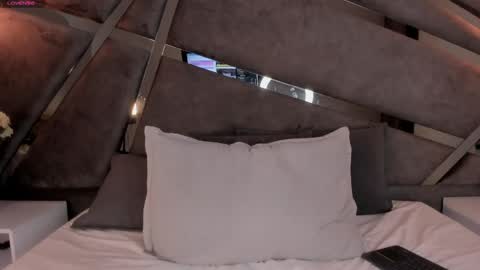 chloee_parkerr online show from 04-24-26, 04:15