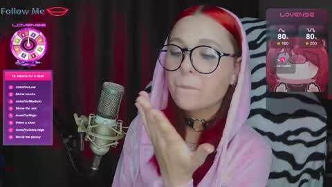 Snapshot of chloejenyss chatting on 10-03-25, 04:04 Chloe online show from 10-03-25, 04:04