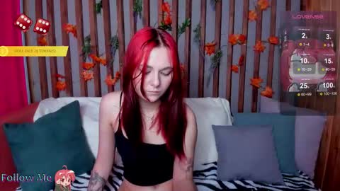 Snapshot of chloejenyss chatting on 11-06-25, 01:50 Chloe online show from 11-06-25, 01:50