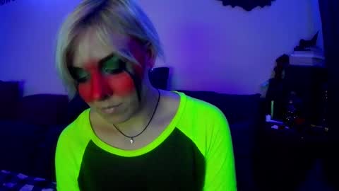 Chloekissxo online show from 12-08-24, 01:35