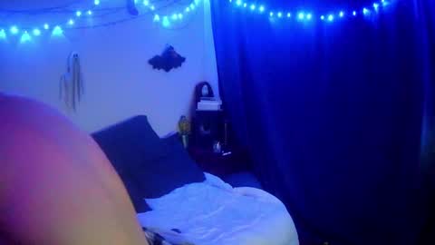 Chloekissxo online show from 12-25-24, 04:54