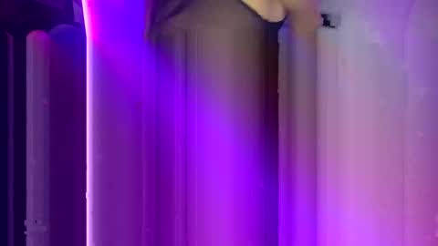 chloelopez_ online show from 01-08-25, 01:00
